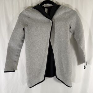Ivivva by Lululemon Hoodie Girl 7 Heathered Grey Pockets Long Sleeve Single Snap